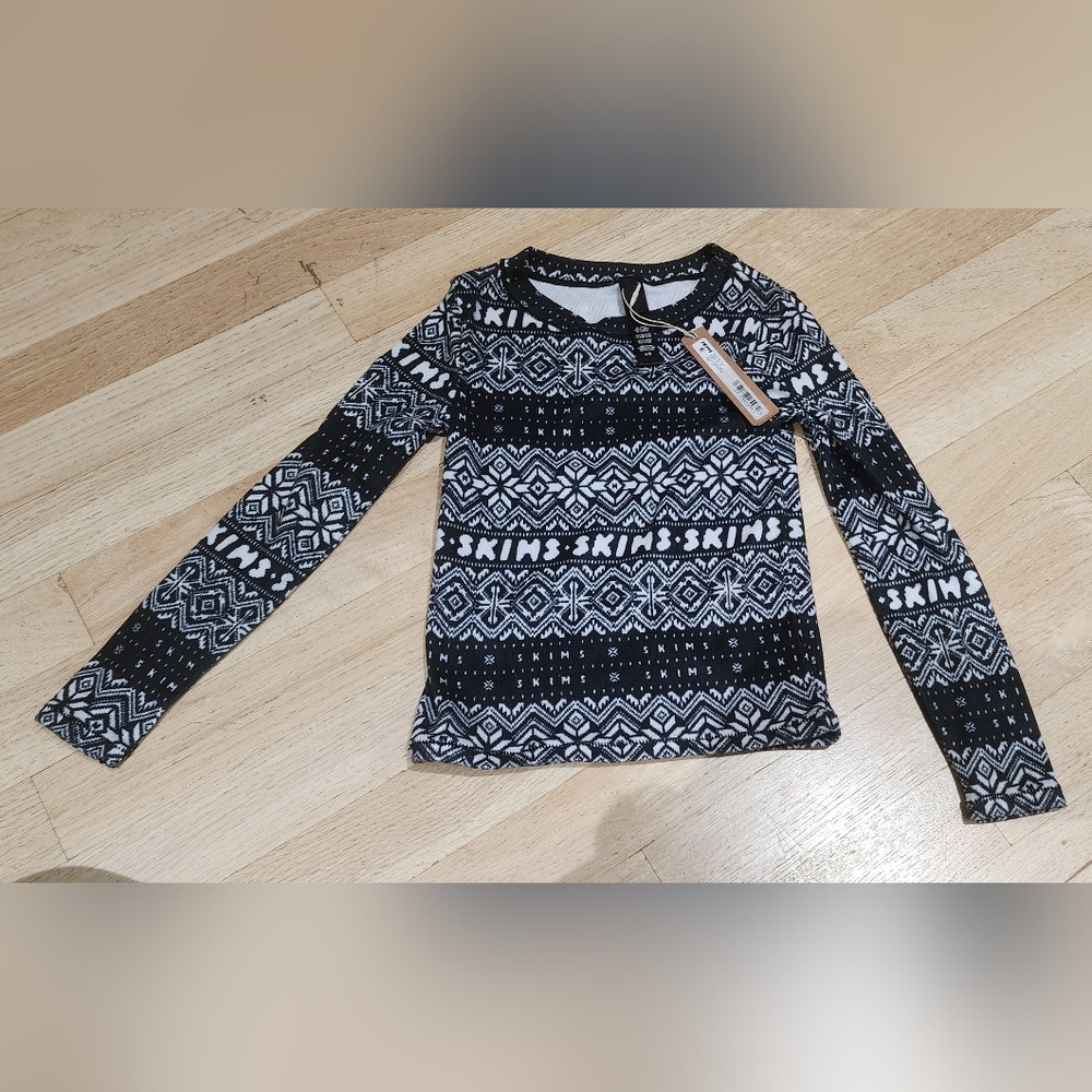 SKIMS Black and White Patterned Long Sleeve Top